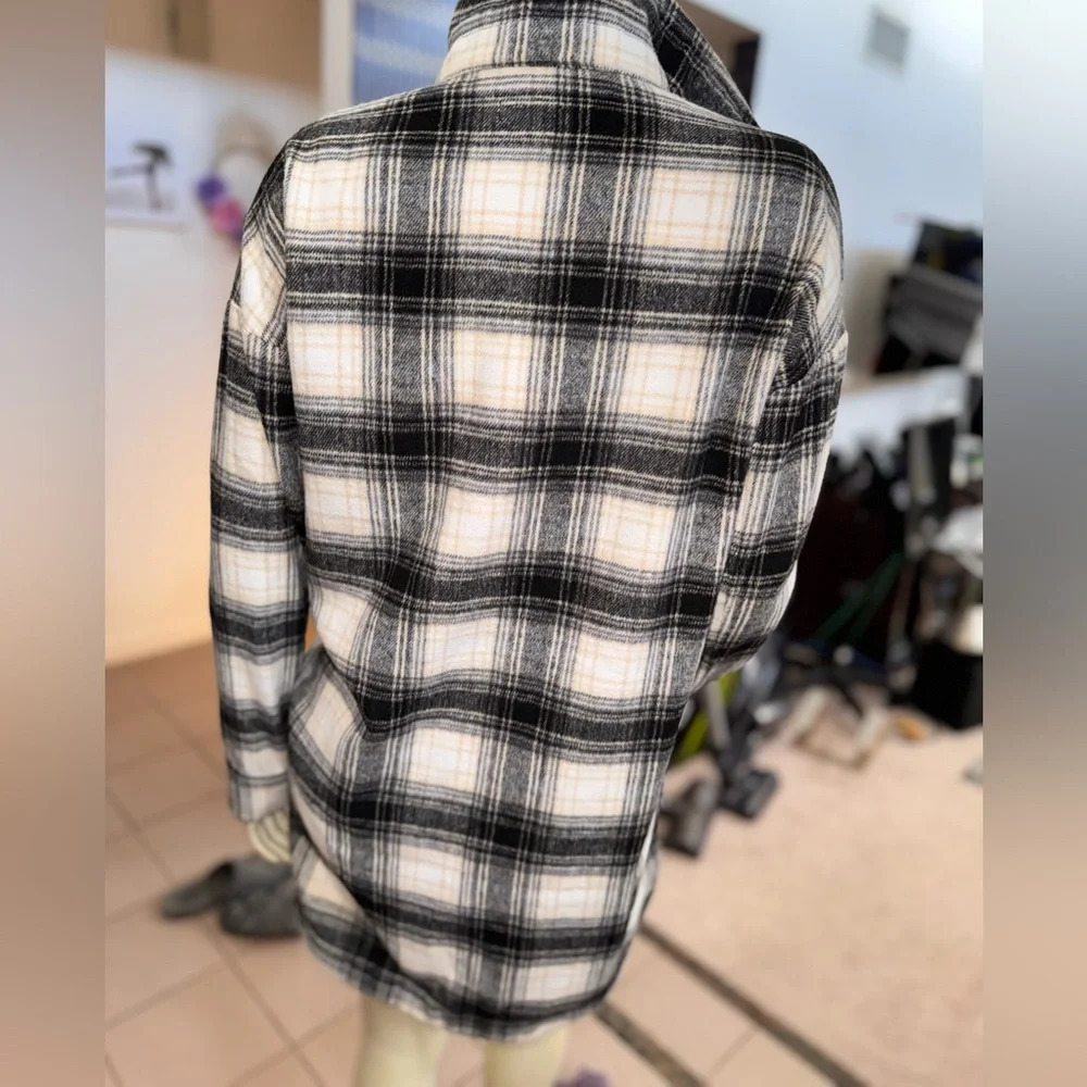 Banana Republic Women Plaid Flannel Shirt Jacket wWith Pockets Button Up SMALL - Picture 6 of 16
